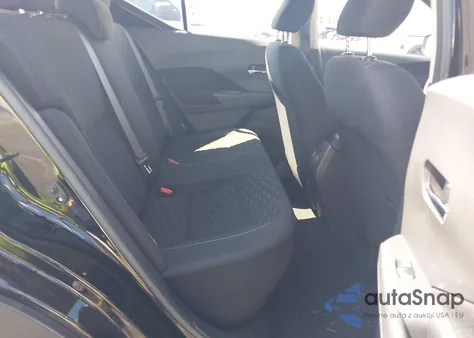 2022 Nissan Kicks Sv Xtronic Cvt z USA, uszkodzony, nr VIN 3N1CP5CV4NL517781